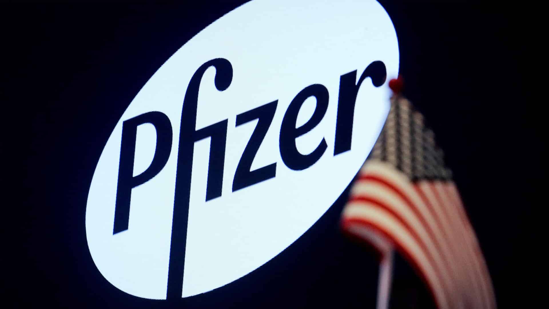 Pfizer moves US court against Aurobindo Pharma, Dr Reddy's on cancer drug