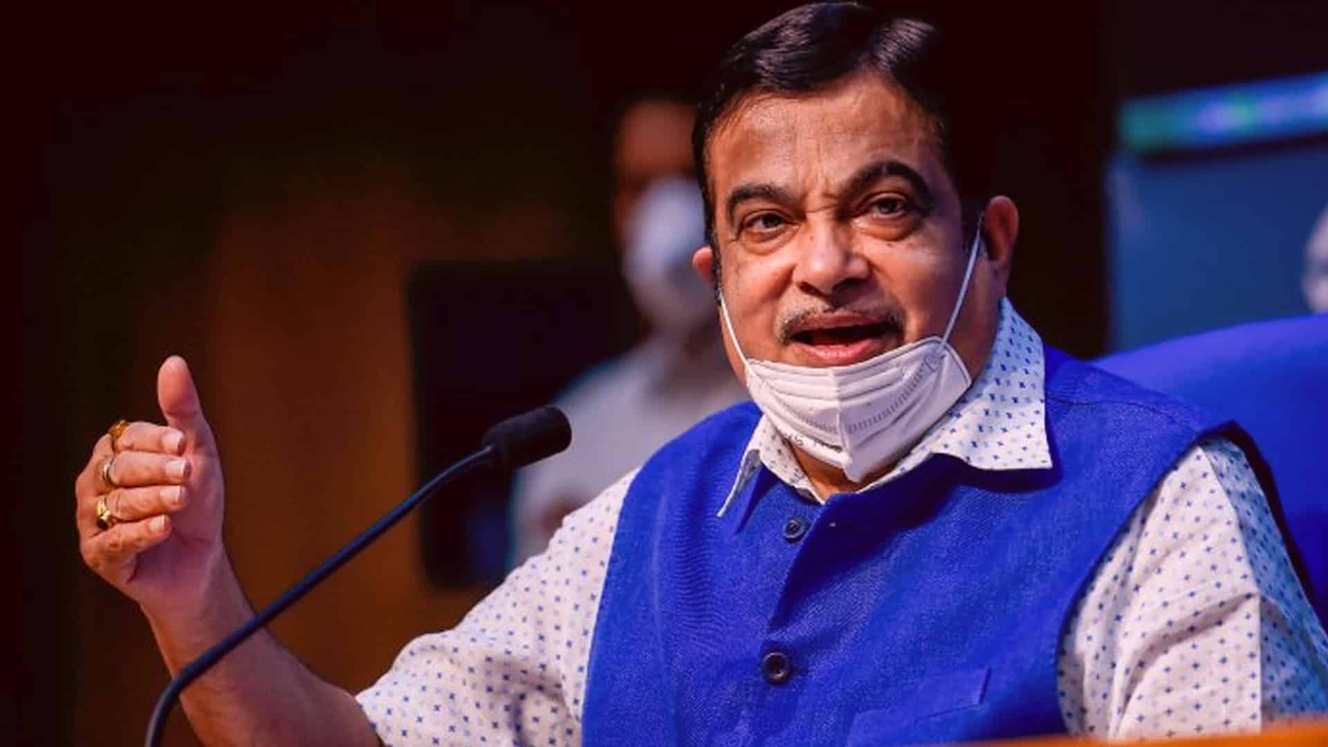 Gadkari calls for more innovation to identify import substitute products