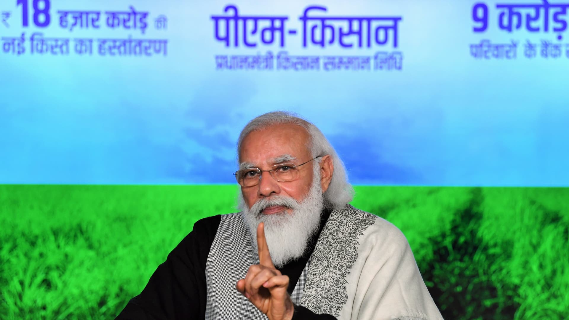 Political rivals misusing farmers'' protest to push their agenda; Govt willing to talk to all on farm issues: PM