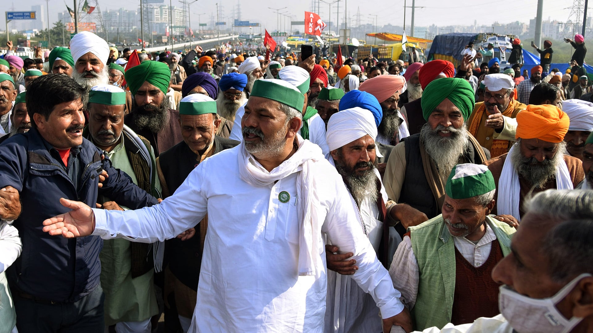 Farmer unions want talks with Govt to continue to resolve deadlock- Tikait