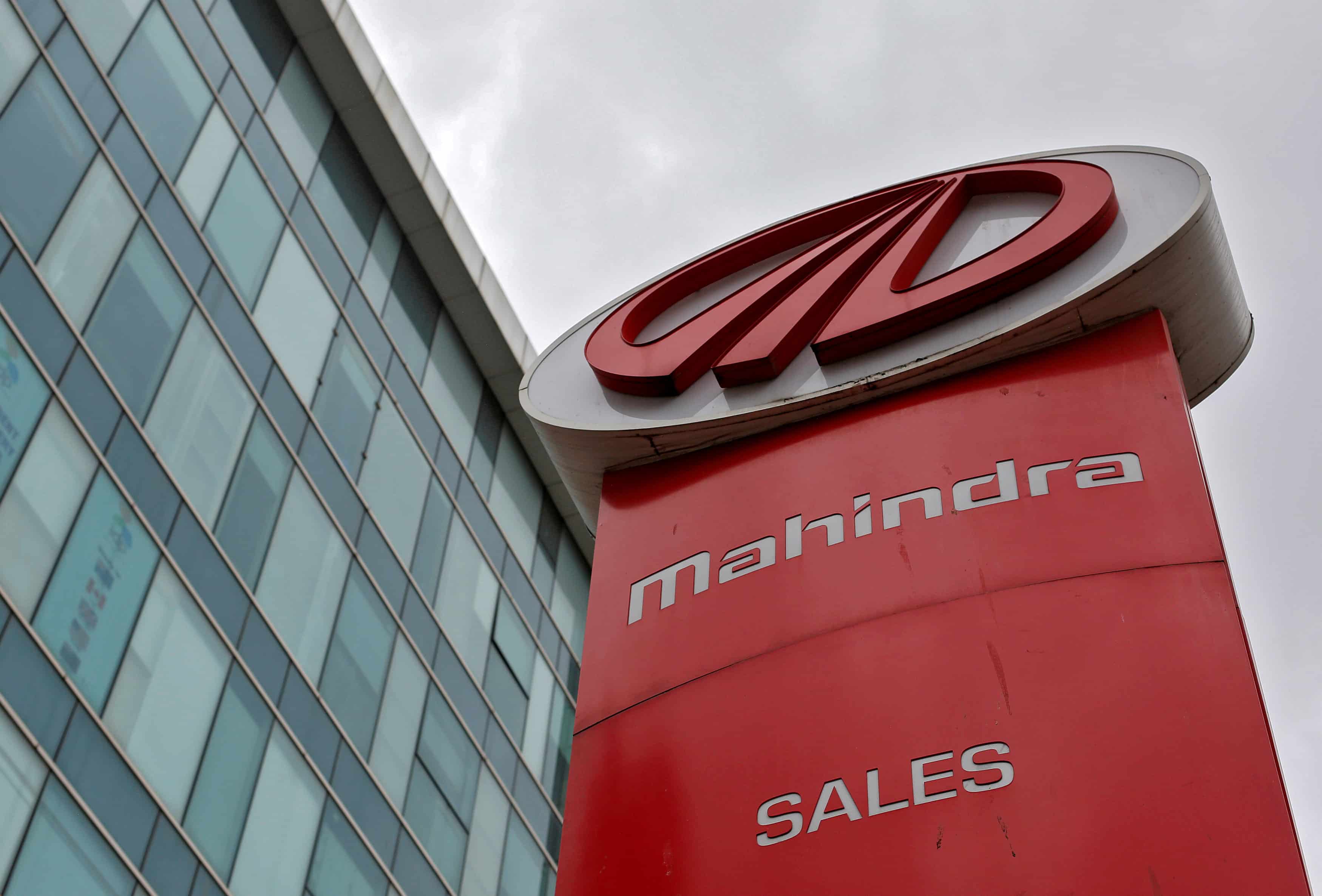 Mahindra & Mahindra sacks 300 executives due to slowdown in domestic automotive industry