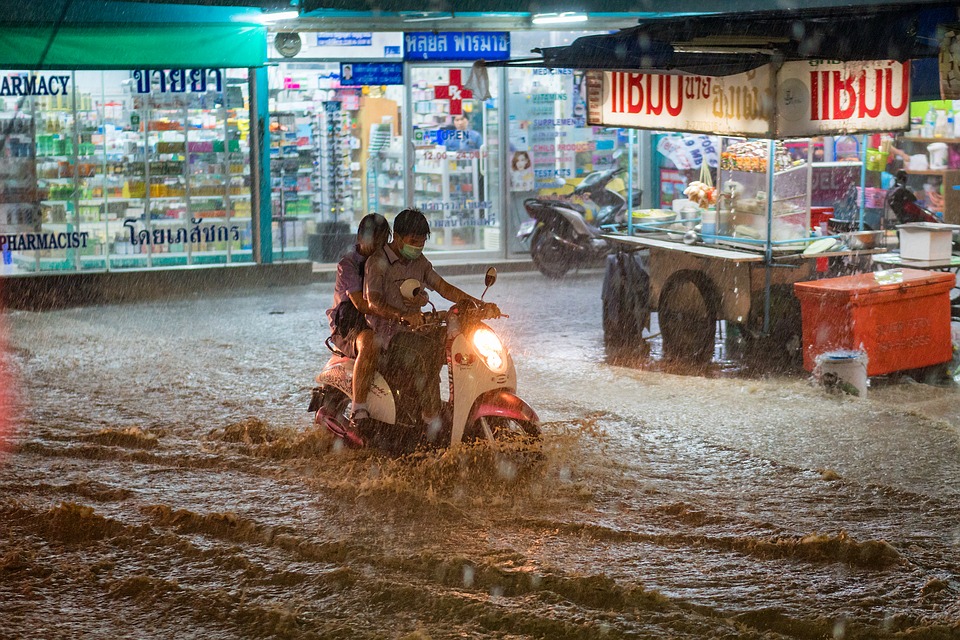 Extreme weather events could put Indian banks at $84 billion risk