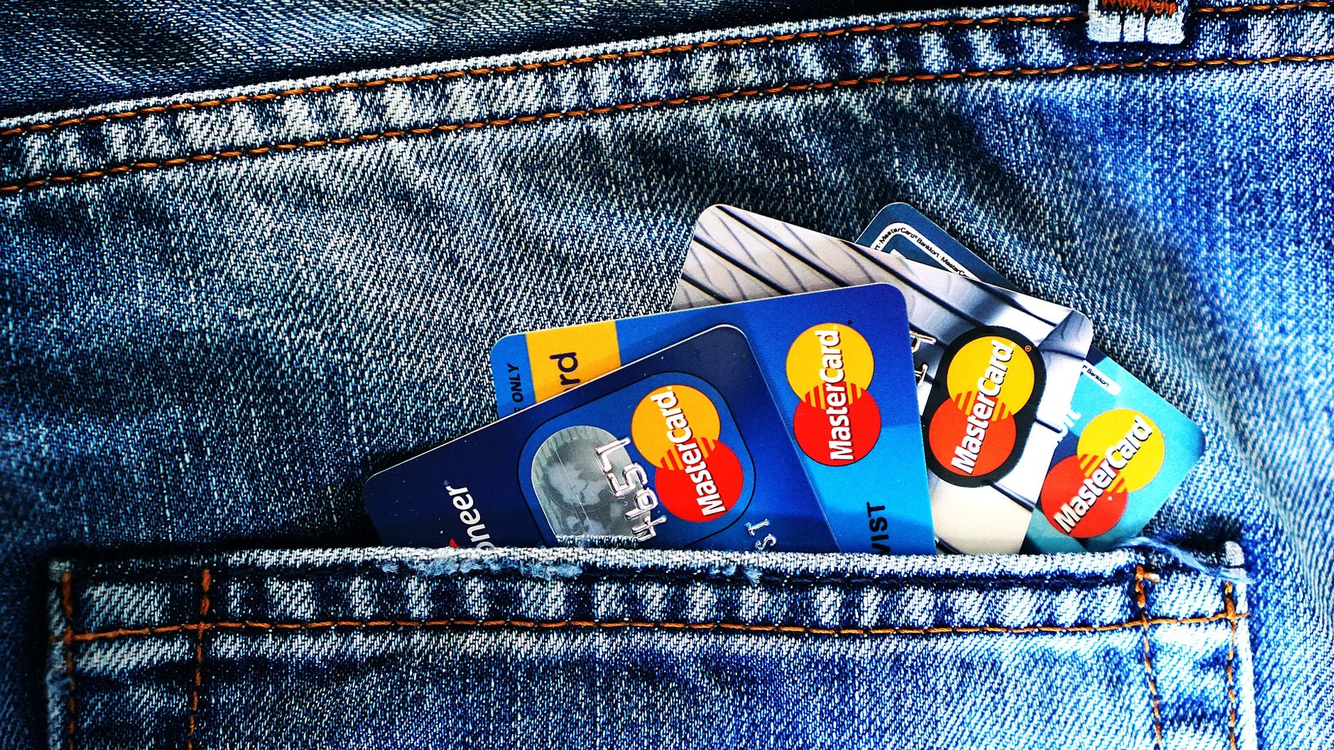 Fresh card issuance by 5 pvt banks to be impacted due to ban on Mastercard by RBI: Report