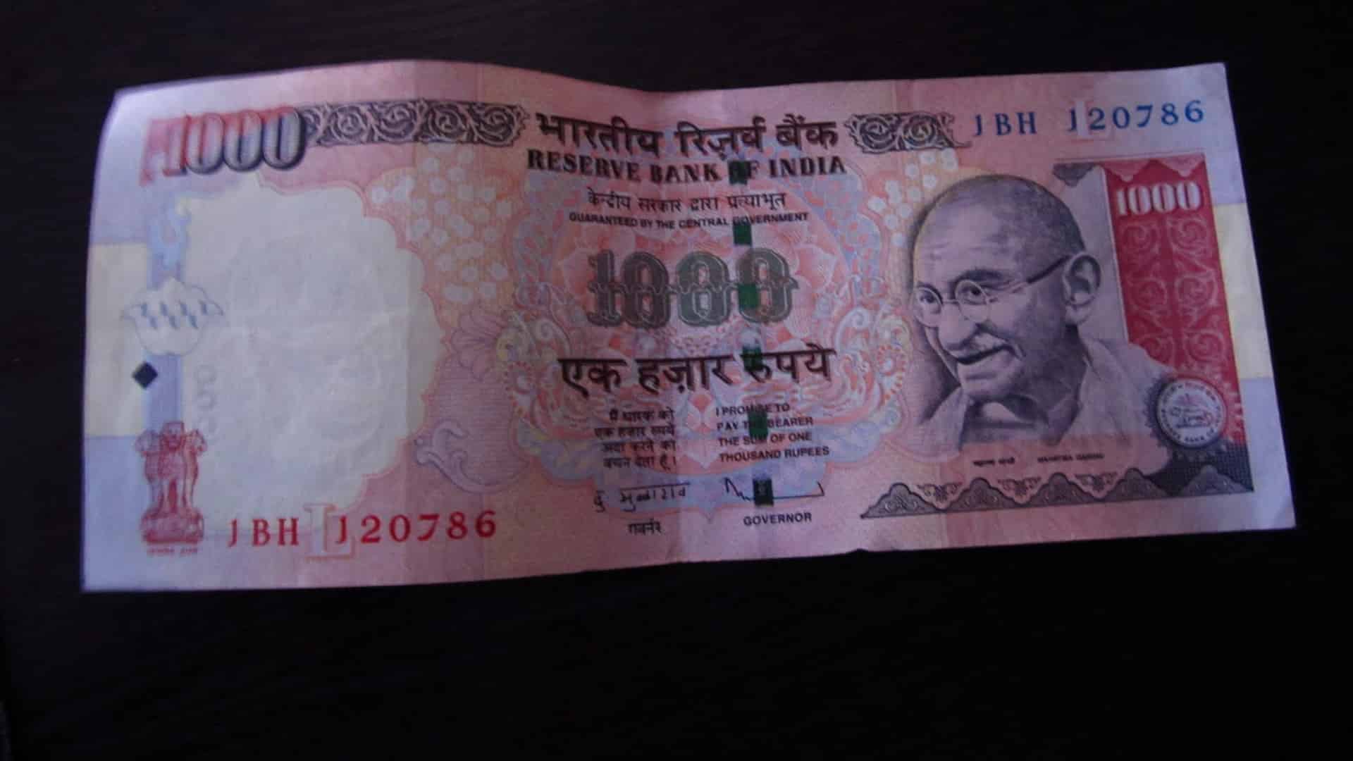 RBI cautions public on fraudulent buy and sale of old banknotes