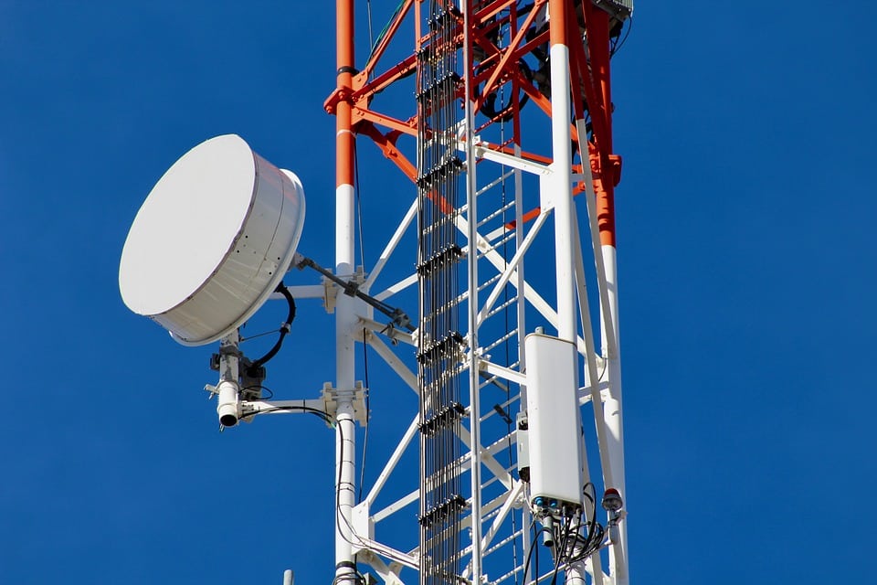 Government set to push for floor price for telecom services