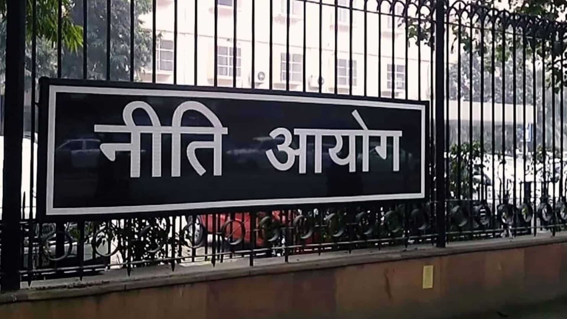 Niti Aayog partners ISRO, CBSE to launch 'Space Challenge' for students