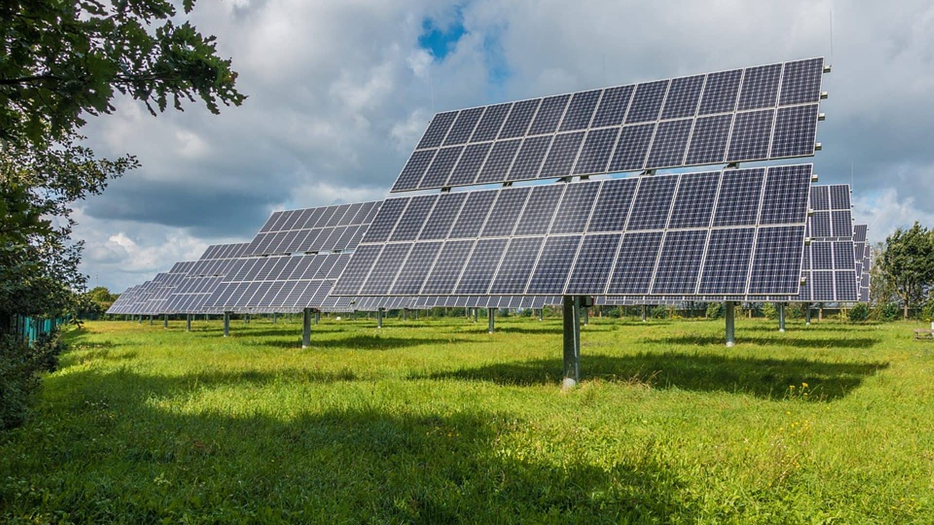 Adani Green inks pact with Essel Green to acquire 40 MW solar plant