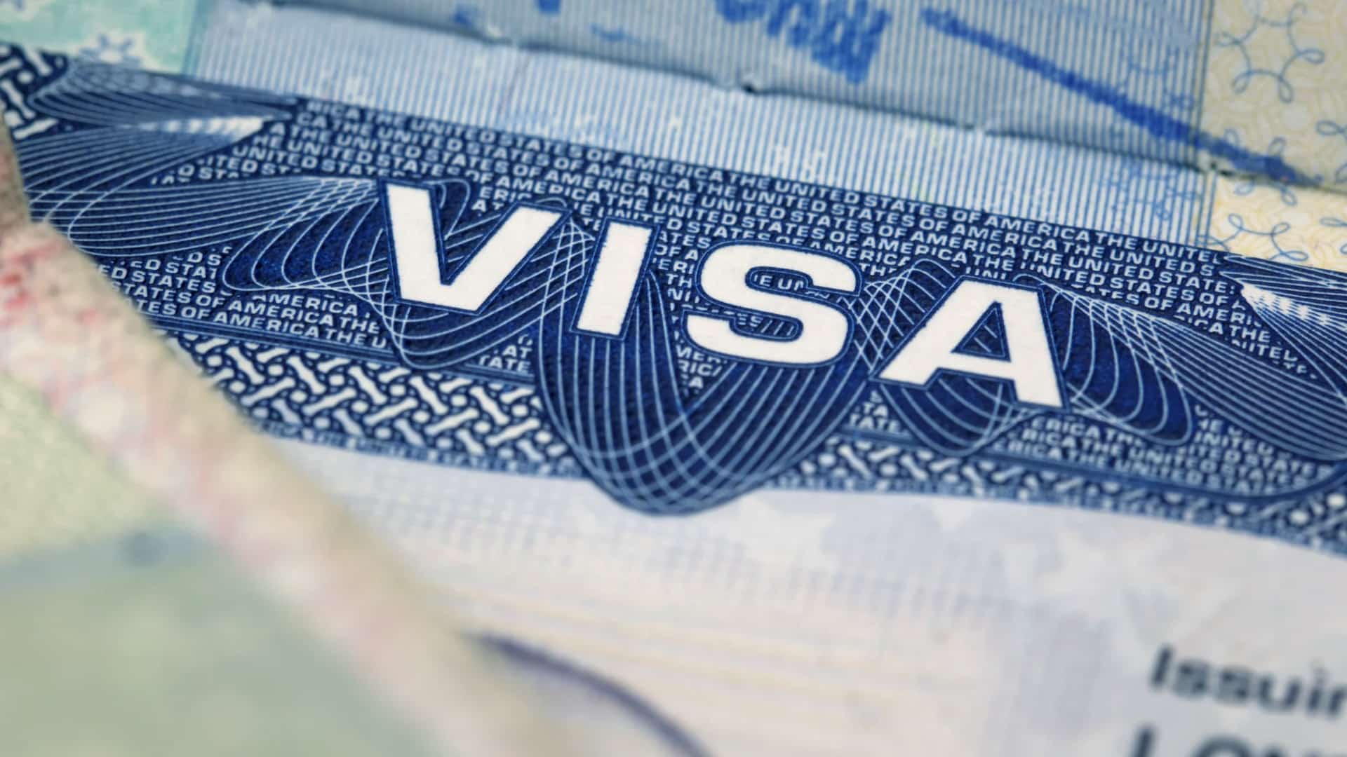 US cannot stop issuing visas during travel bans, federal judge rules