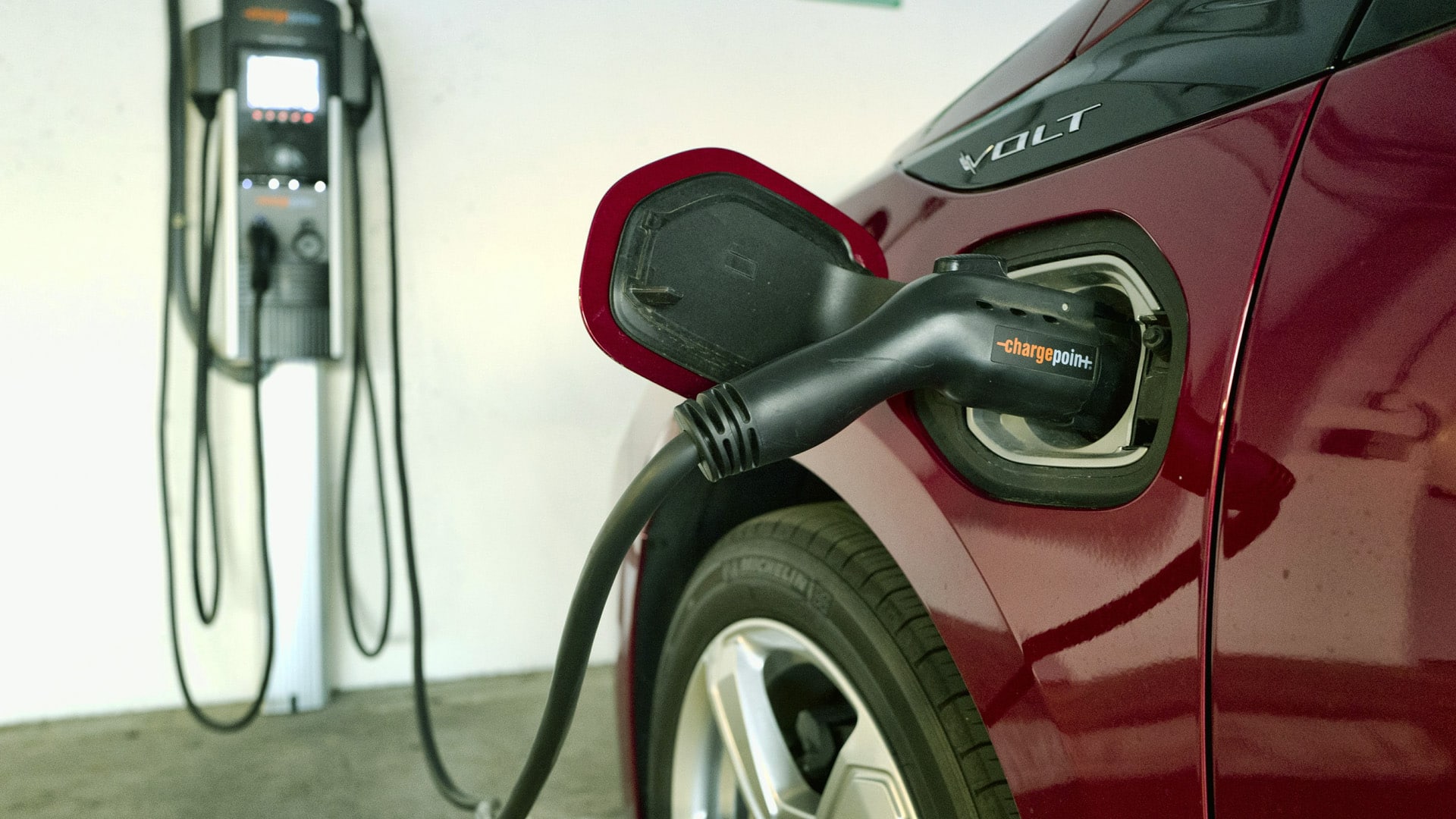 EV Charging Platform, ElectricPe, raises $3 M funding in a Seed Round led by Blume Ventures and Micelio Fund