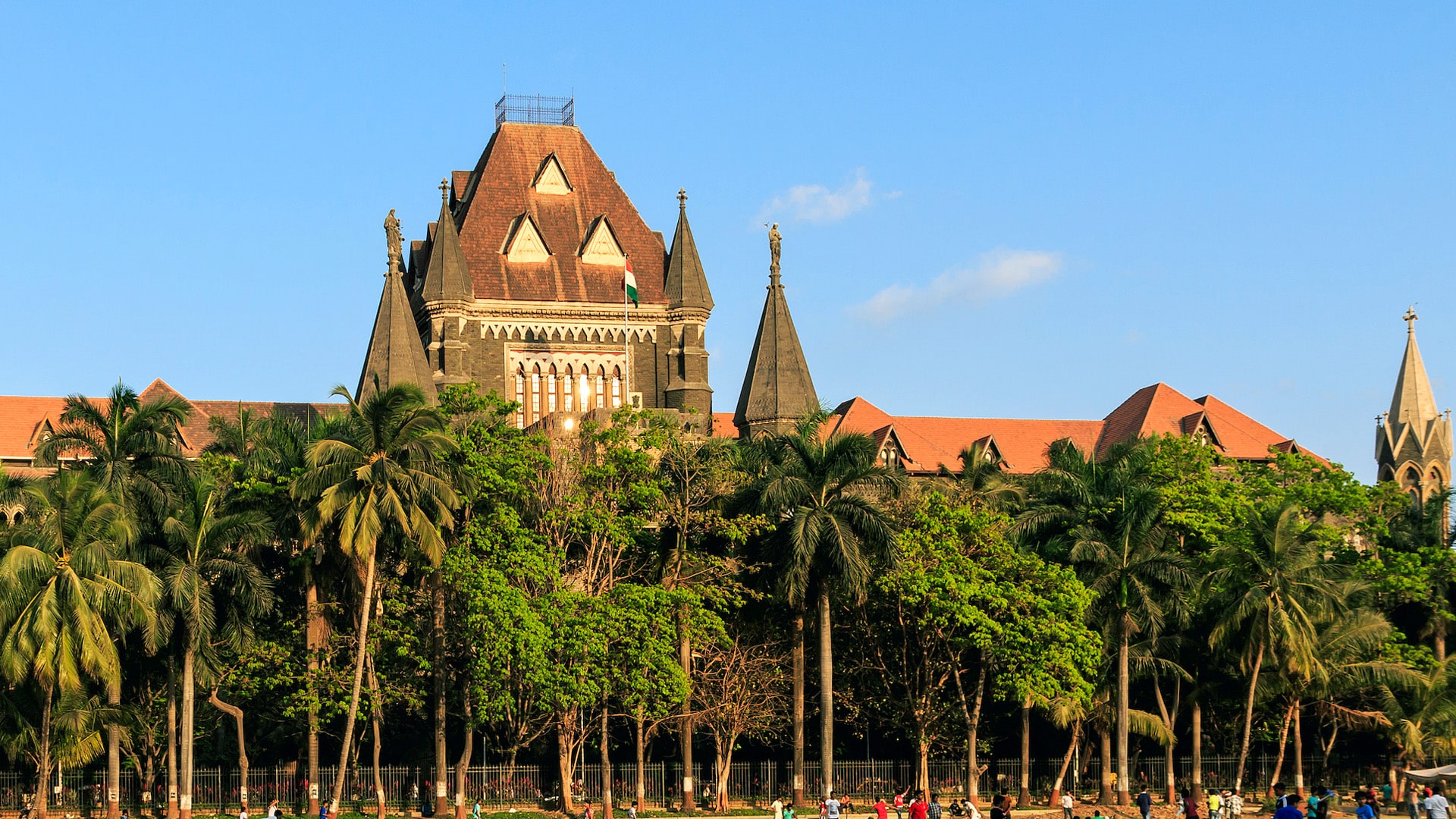 HC raps 'adamant' MSRTC workers for not withdrawing strike despite panel set up by Maha govt