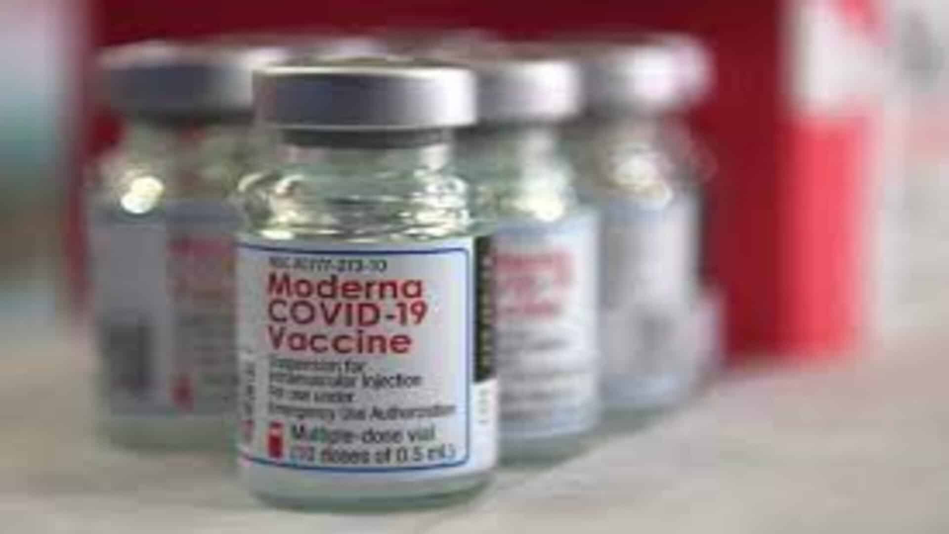 Moderna warns existing COVID-19 vaccines will be less effective in tackling omicron