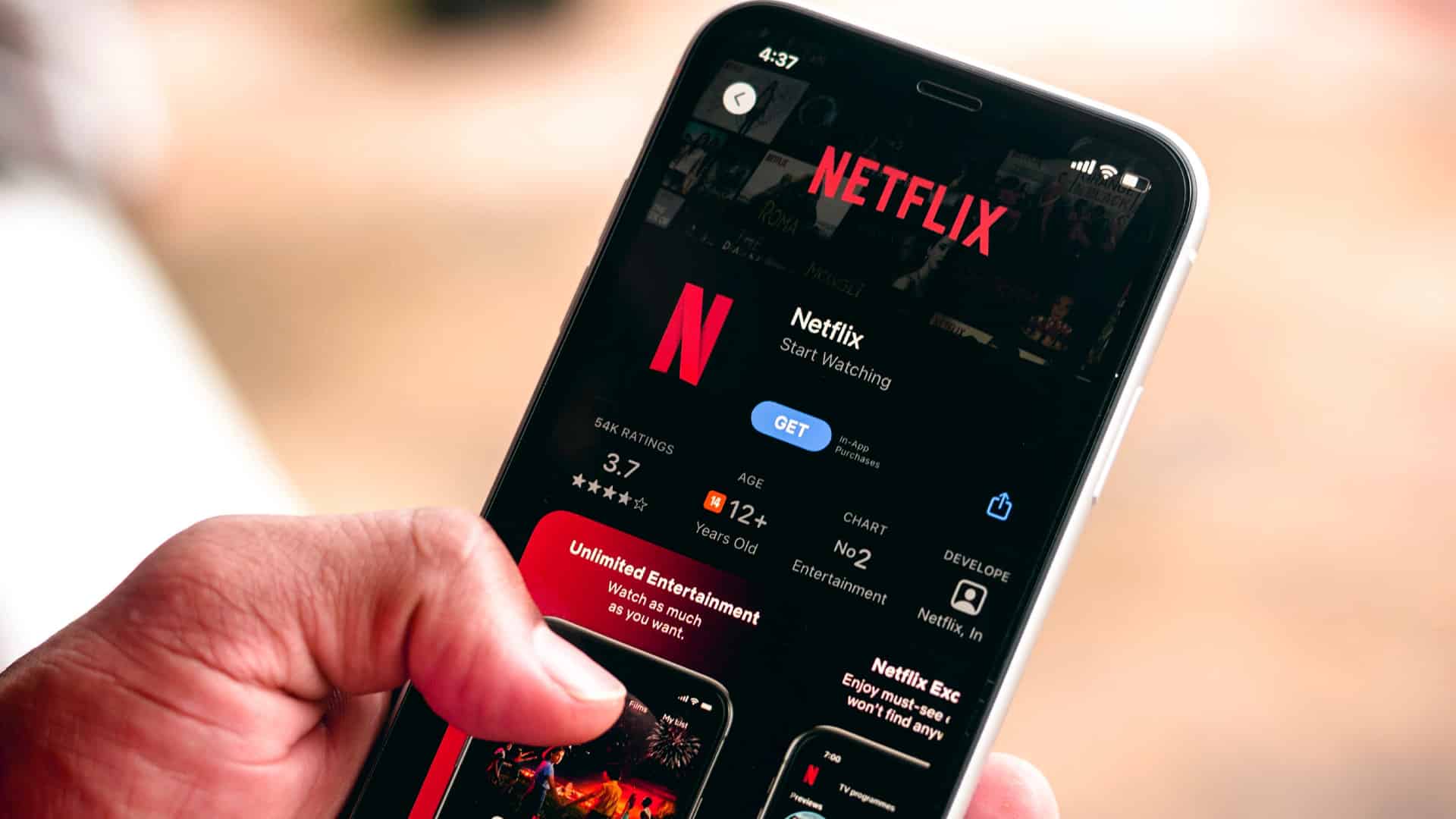 Netflix cuts subscription rates in India