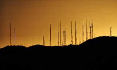 US imposes restrictions on aircraft flying close to 5G transmission stations
