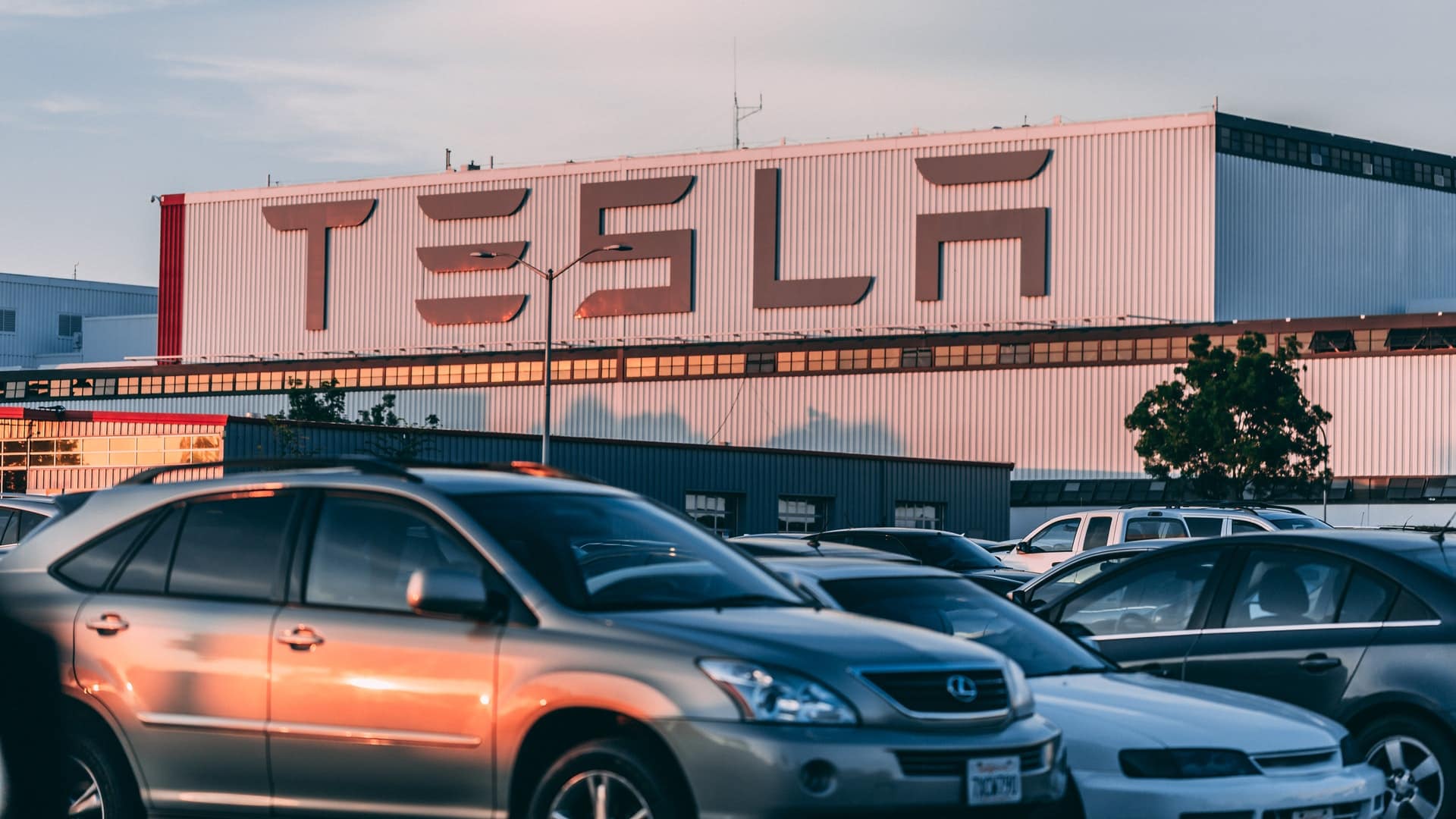 After Telangana, Maharashtra has an offer for Tesla