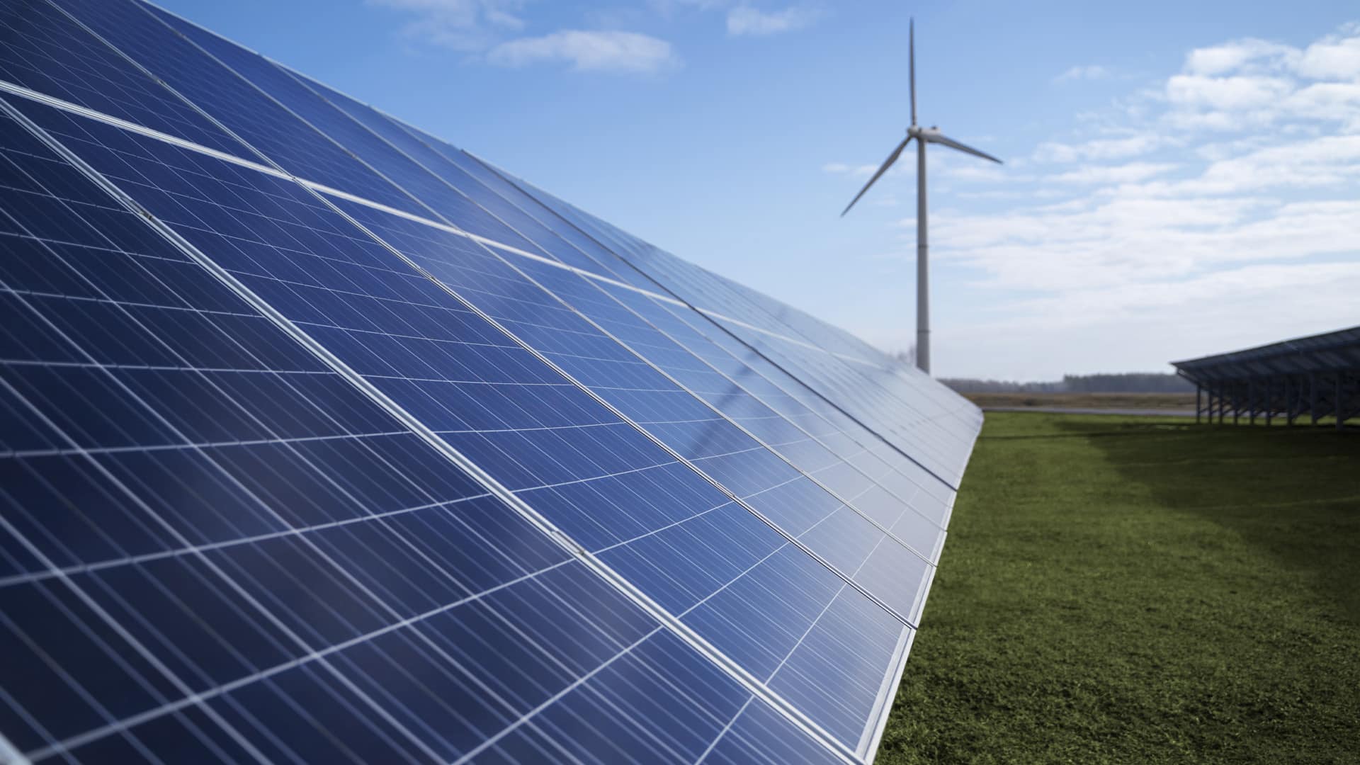 JSW Neo Energy bags 300 MW wind energy project
