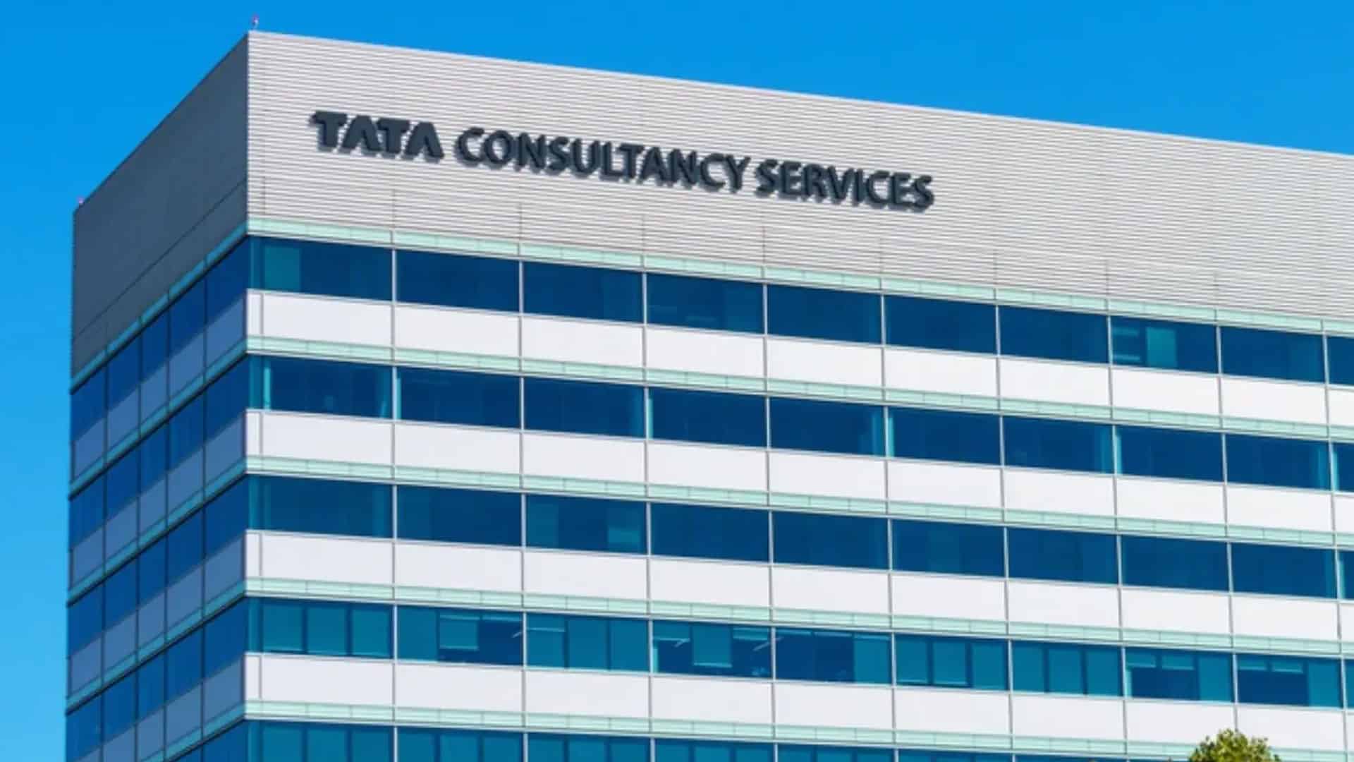 TCS signs deal with M&S; expects USD 1 bn retail sector biz in UK, Europe to outgrow Co revenues