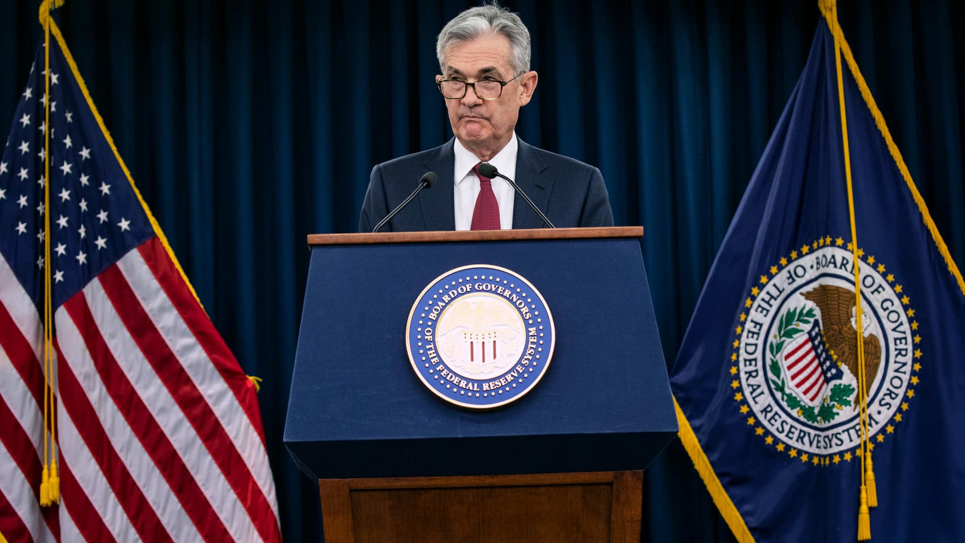 Benchmarks fall after 2-day gain; US Federal Reserve rate decision eyed
