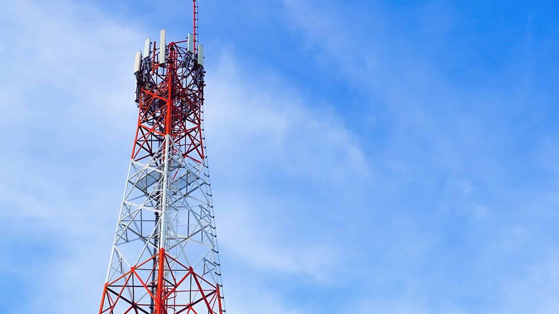 Govt approves Rs 26,000 cr to install 25k mobile towers in 500 days