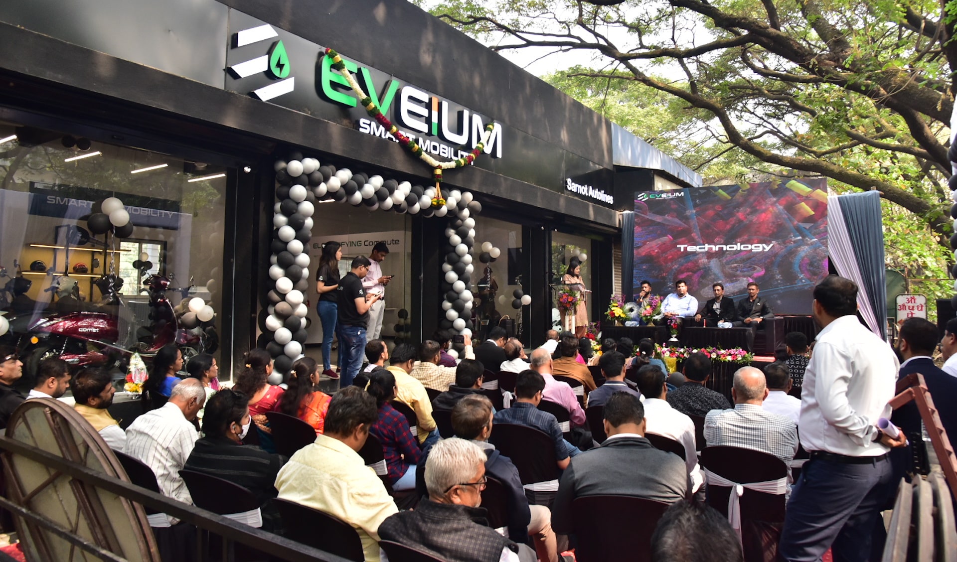 Indian EV Startup EVeium launches 2nd Experience Hub in Pune