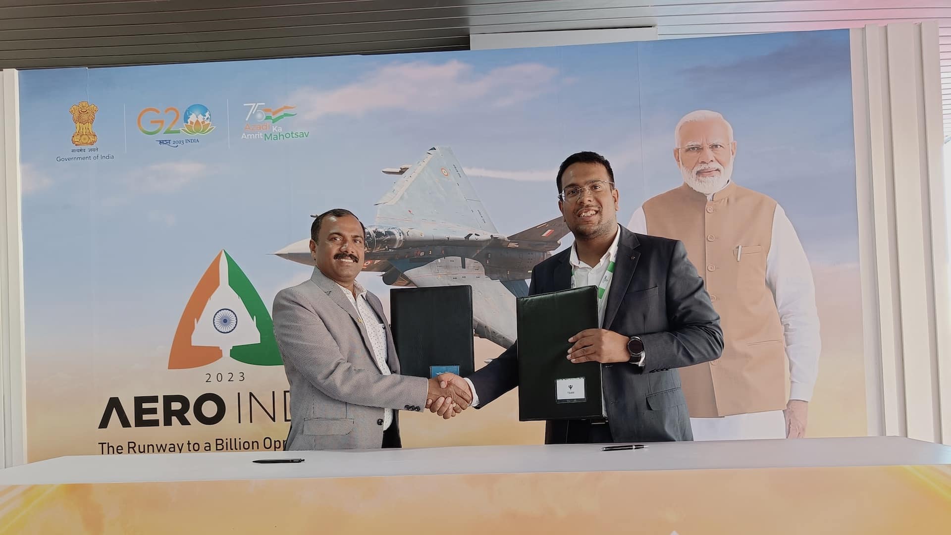SAW Drones signs an MOU with DE Drone World Solutions at Aero India 2023