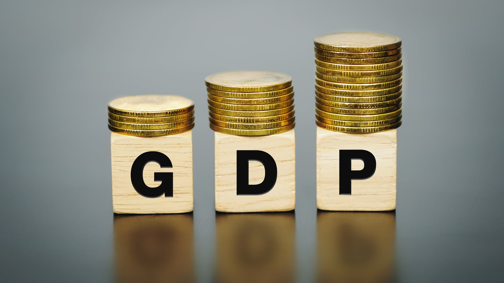Slowdown in GDP growth late last year temporary: Moody's Analytics