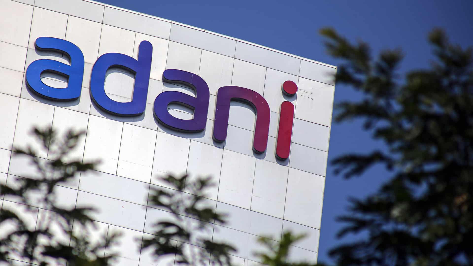 Adani to raise USD 1-1.5 bn for financing green energy projects