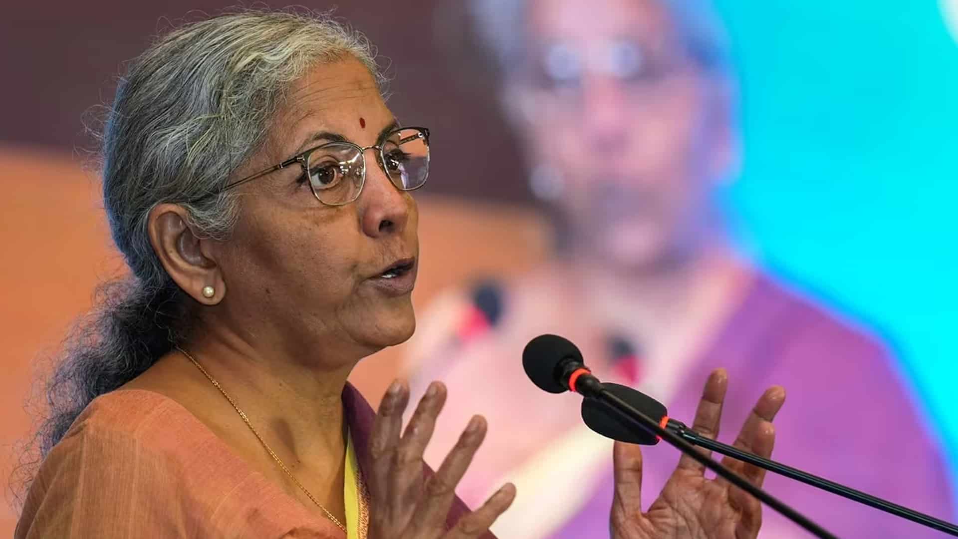 Govt aiming to make India global hub for green hydrogen: Sitharaman