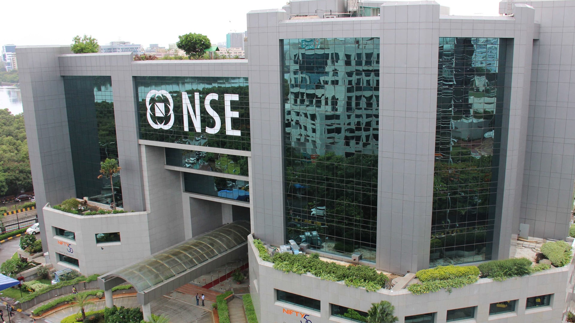 NSE's currency derivative segment sees transactions worth Rs 609 trillion in 15 years