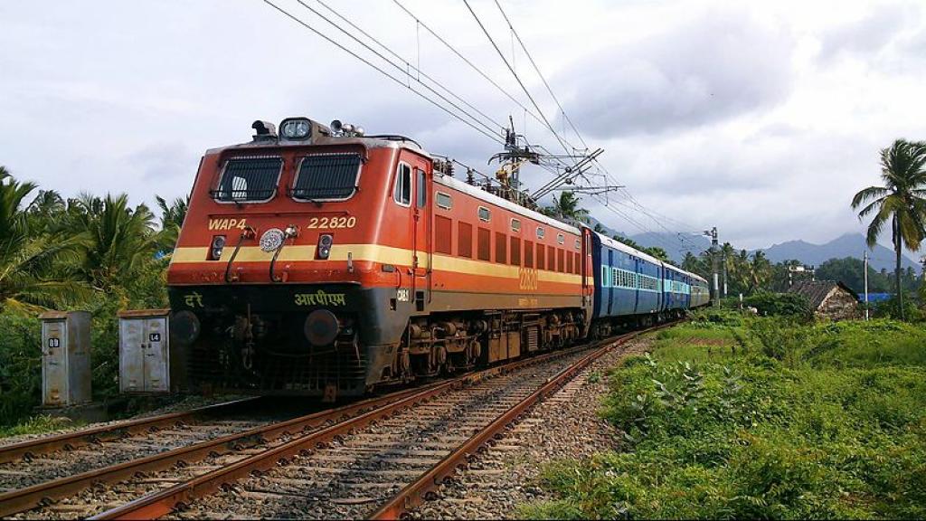 CAG Report Uncovers Rs 2,604 Crore Losses in Indian Railways