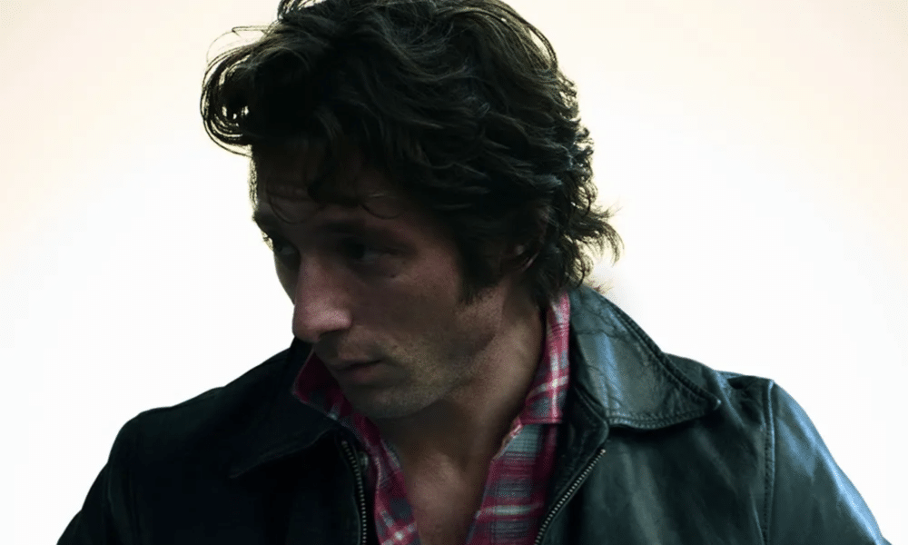 From The Bear to The Boss : Jeremy Allen White as Bruce Springsteen in the Biopic 'Deliver Me From Nowhere'