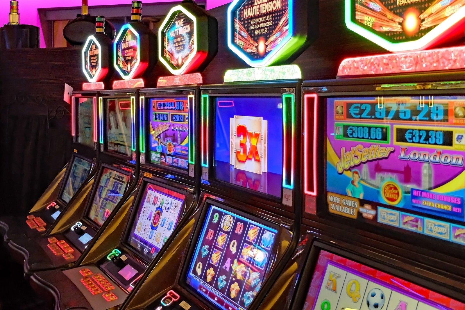 What to Expect from a High Volatility Slot Game: A Gameplay Breakdown Zula Casino