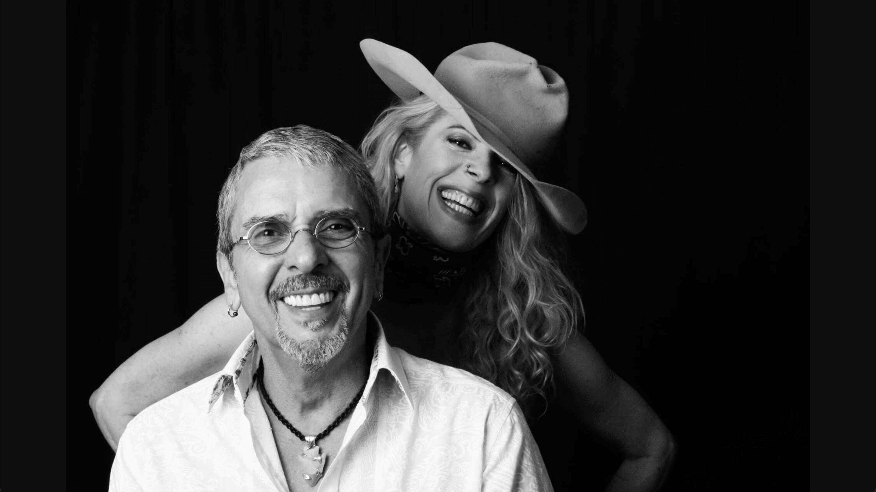 Bobby Whitlock, Derek and the Dominos Co-Founder and “Layla” Co-Writer, Dies at 77 Eric Clapton George Harrison