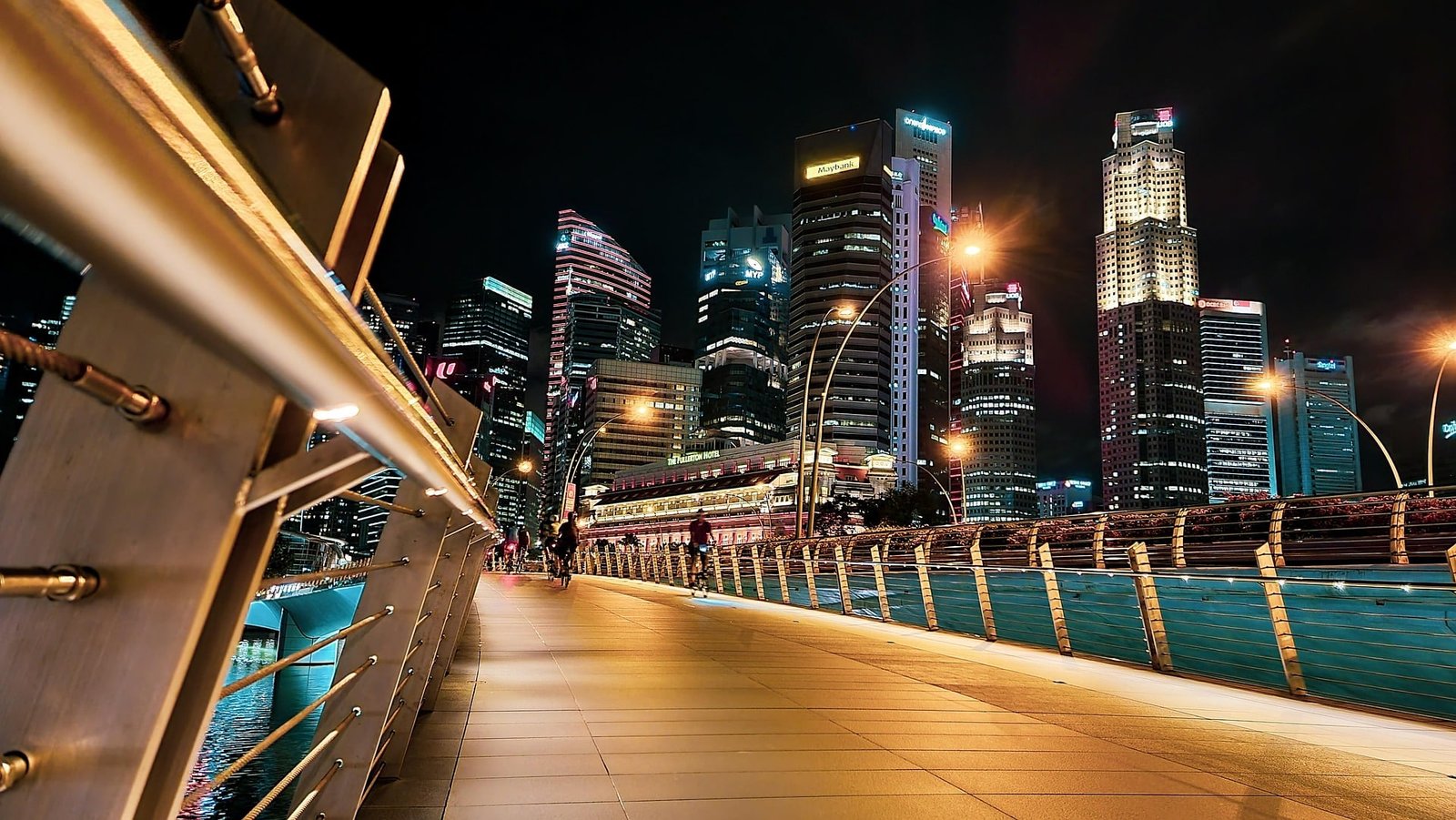 Zoho Launches Singapore Edition of Zoho Books to Simplify GST Compliance and E-Invoicing for Businesses