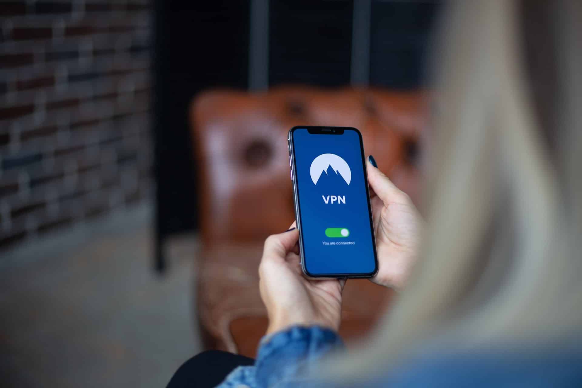 UK Porn Site Traffic Crashes 47% After Strict Age Verification Rules — VPN Use Soars PornHub Similarweb