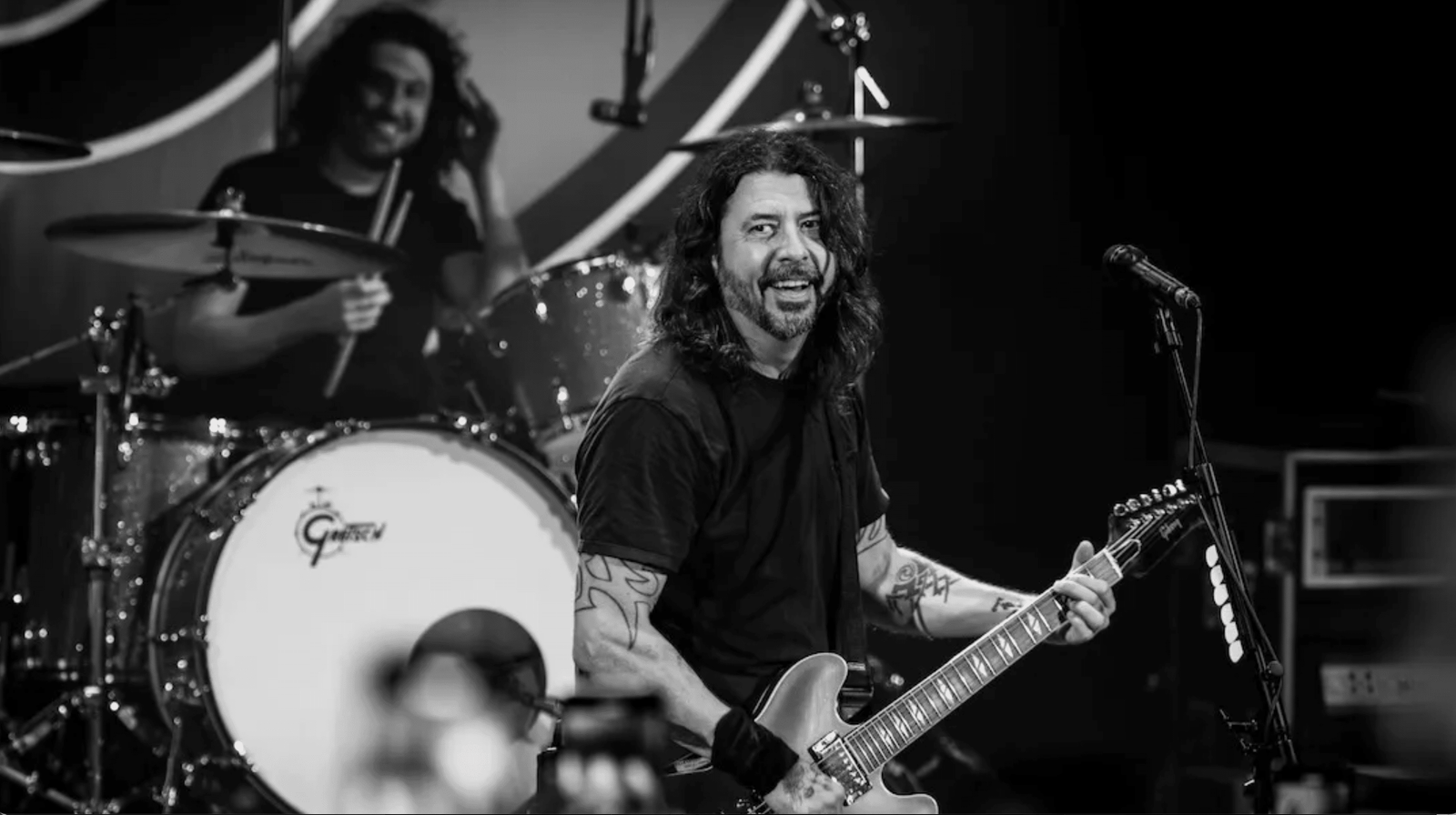 Foo Fighters Introduce New Drummer Ilan Rubin at Surprise California Show