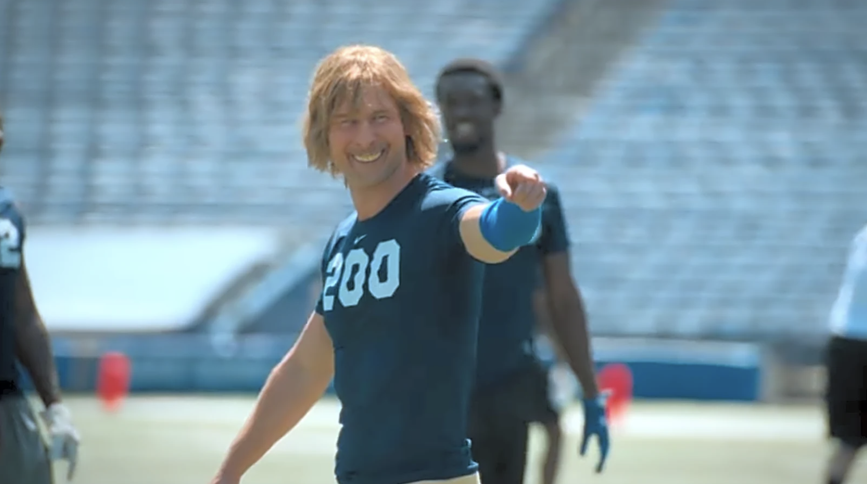 Glen Powell Goes Undercover for Laughs in Hulu’s Chad Powers Trailer
