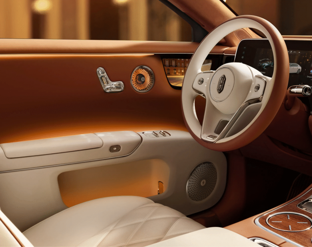 Huawei-Backed Maextro S800 Interior