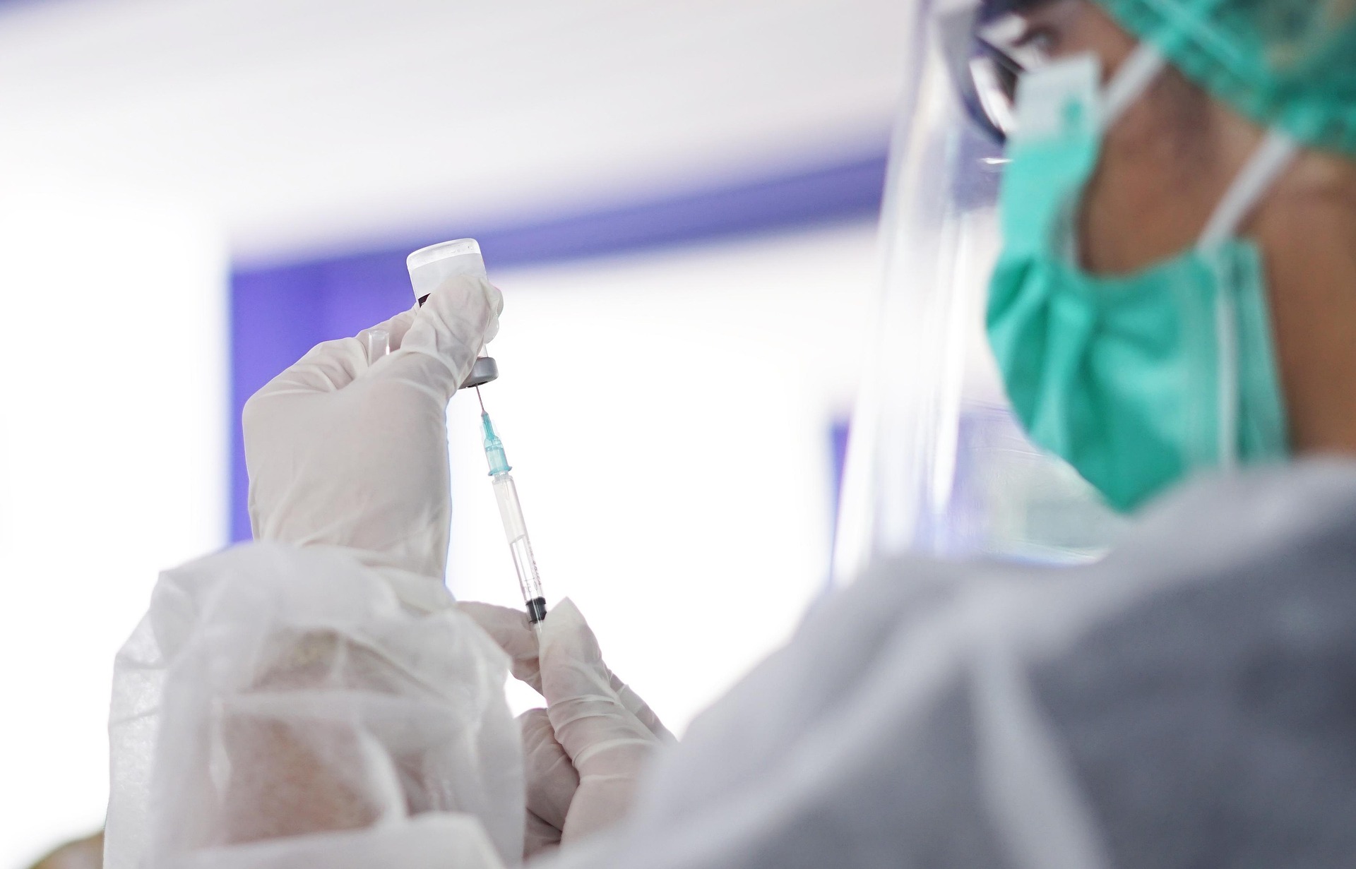 Russian mRNA Cancer Vaccine Enteromix Sparks Hope — But Experts Urge Caution