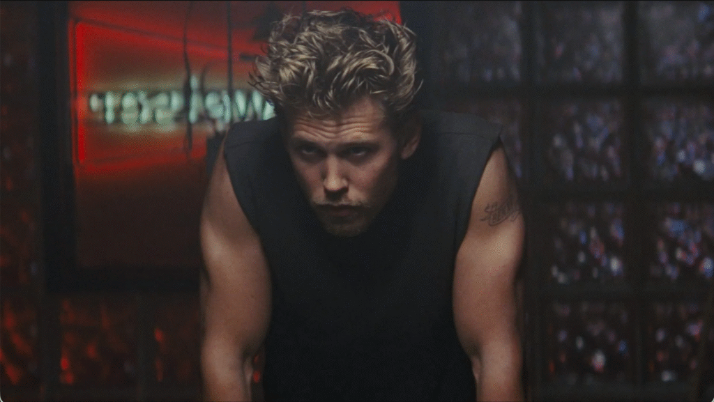 Austin Butler in Caught Stealing