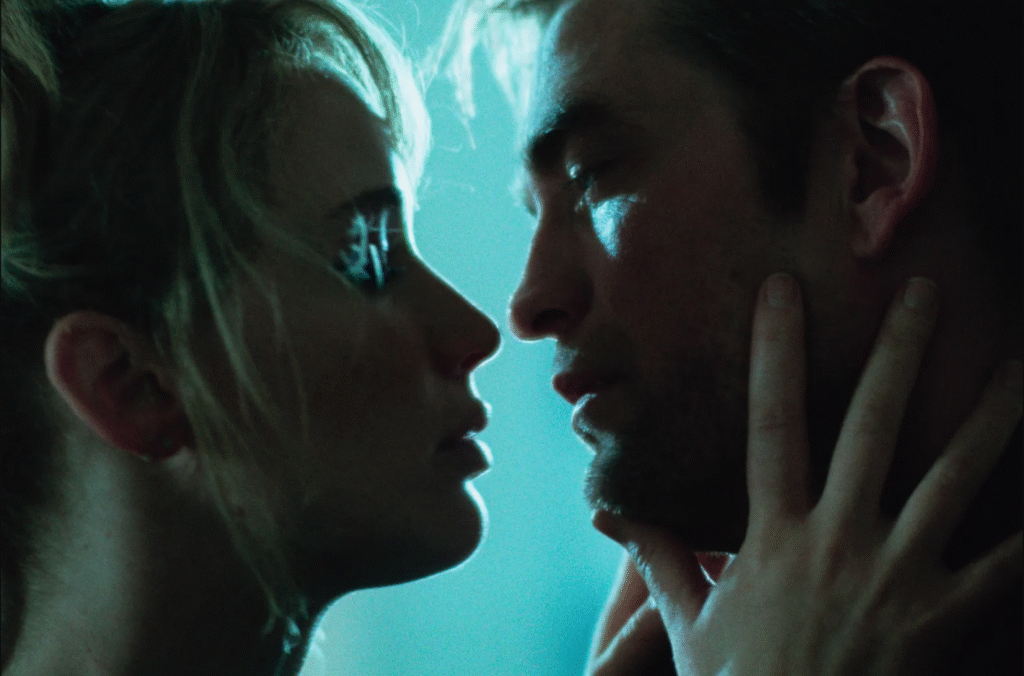 Jennifer Lawrence and Robert Pattinson in 'Die My Love'