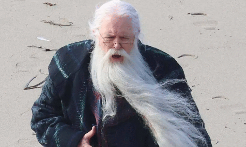 John Lithgow Debuts as Dumbledore in HBO’s ‘Harry Potter’ Series