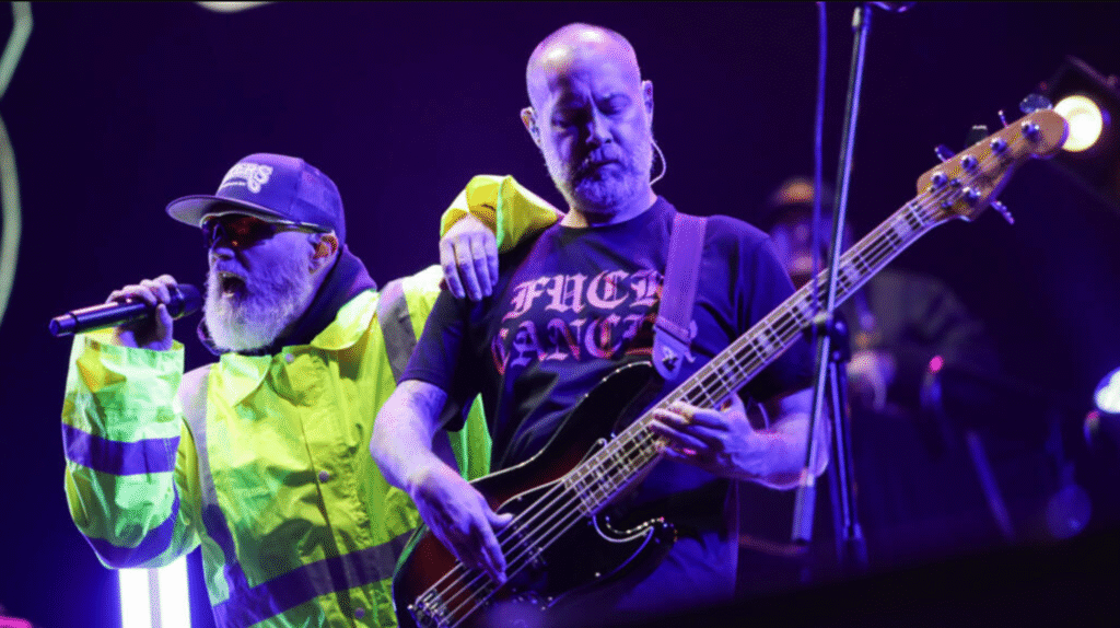 Sam RIvers on Bass with Fred Durst - Limp Bizkit