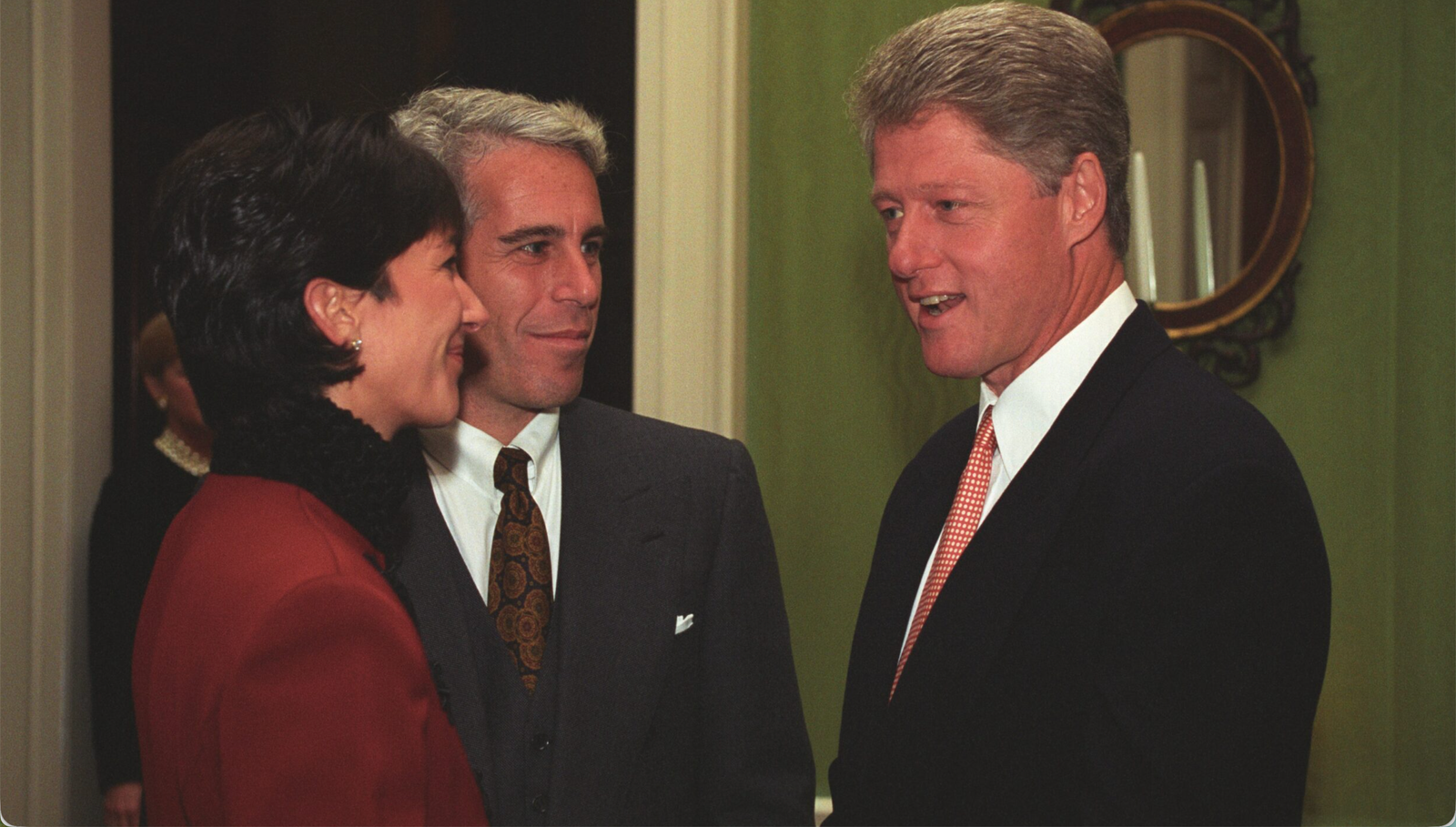 Epstein Emails Reveal Explosive Rift With Bill Clinton, Cozy Ties With Obama Lawyer and Larry Summers