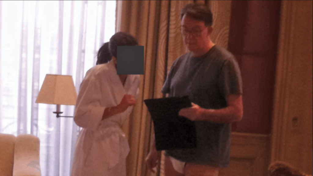 Lord Peter Mandelson features in Epstein Files in his underwear