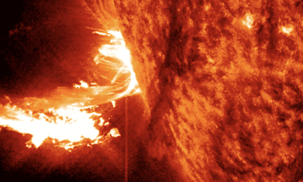 The Sun Unleashes One of Its Most Powerful Solar Flares in Years X ...