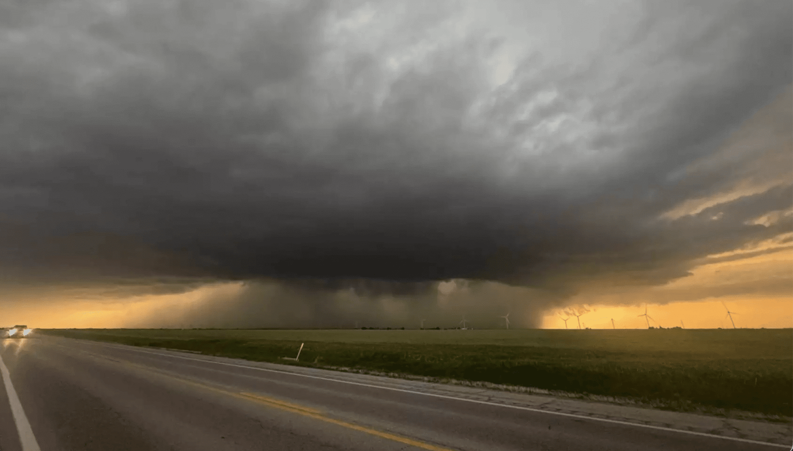 Tornado strikes Enid, Oklahoma homes destroyed and Vance Air Force base ...