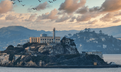 Trump’s $152M Alcatraz Island Prison Plan Sparks Debate Over Crime, Costs, and Symbolism Al Capone George Machine Gun Kelly