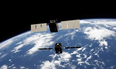 Russian Satellites Perform Sophisticated Space Maneuvers Just 10 Feet Apart Low orbit COSMOS 2581 and COSMOS 2583 COMSPOC