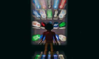 UK Announces Under-16 Social Media Ban as Experts Question Enforcement Keir Starmer