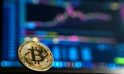 Bitcoin Holds Above $62K as U.S.-Iran Tensions Rattle Markets, Gold Weakens Oil Prices